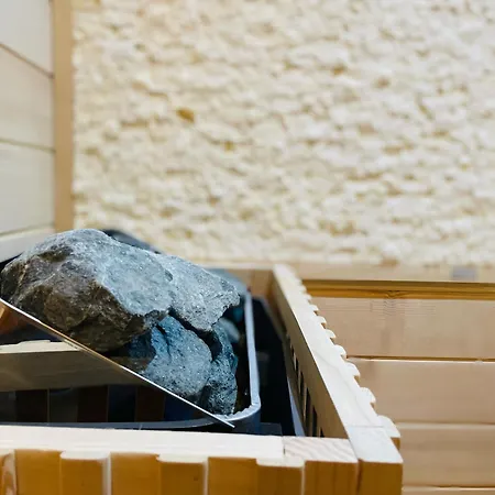 émeraude Romance Avec Privé - 402 Appartement *