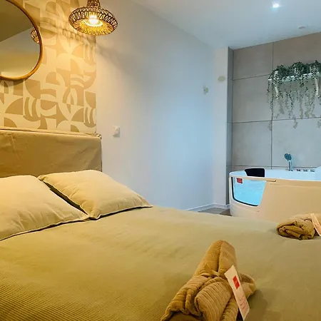 émeraude Romance Avec Privé - 402 Ruan